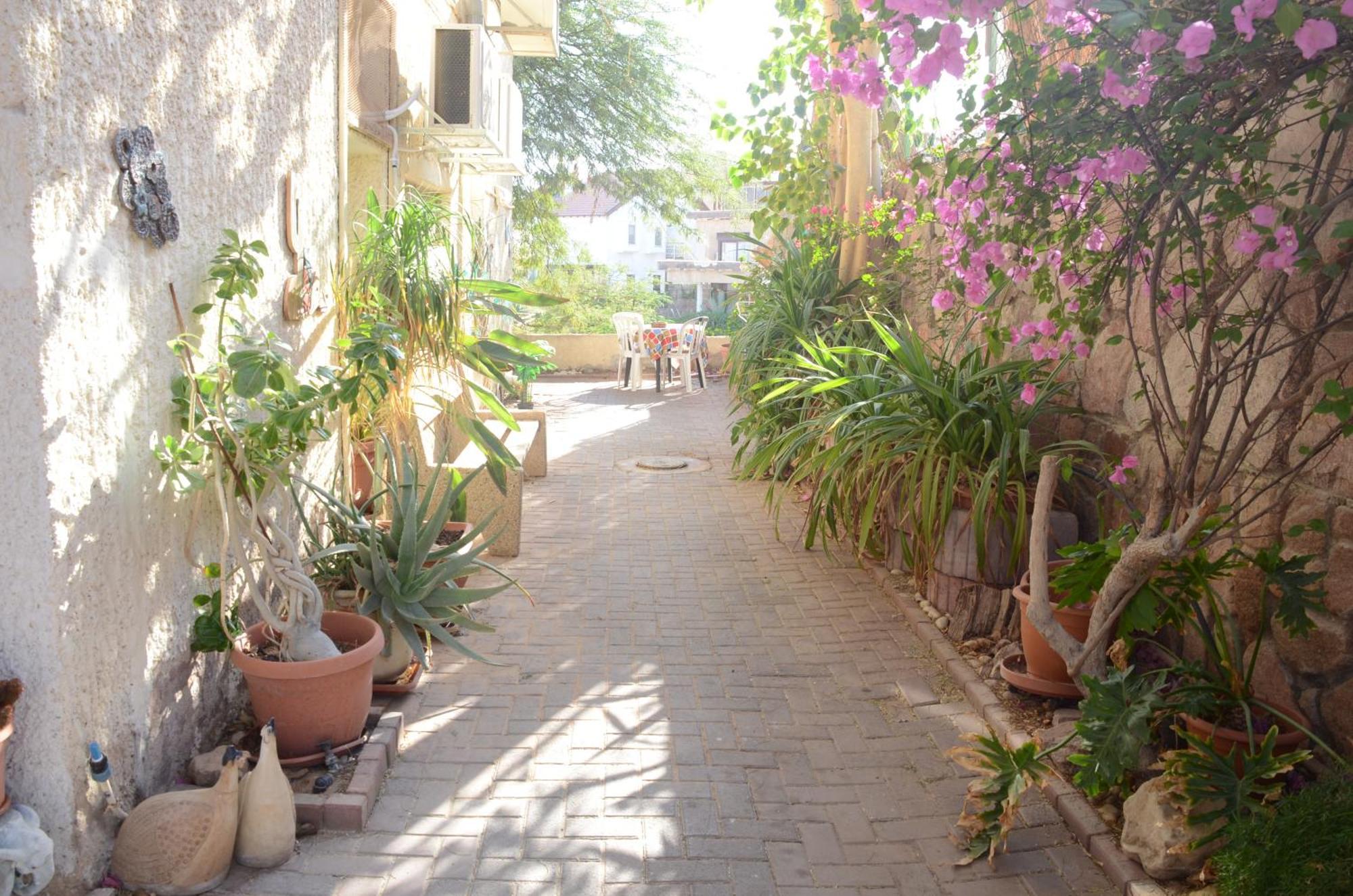 Villa Kibel Apartments Ейлат Екстериор снимка